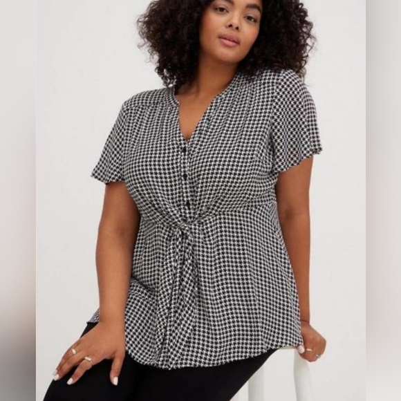 torrid Tops - TORRID Georgette Tie-Front Flutter Sleeve Houndstooth Plus Size Blouse